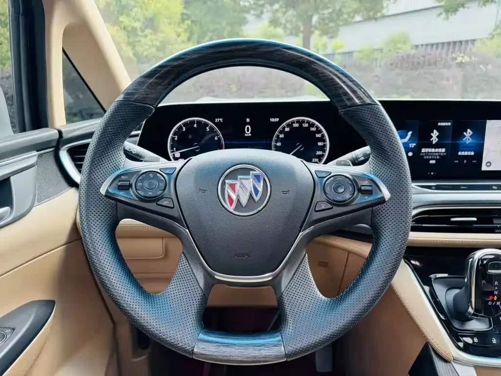 Buick GL8 — миниатюра 8