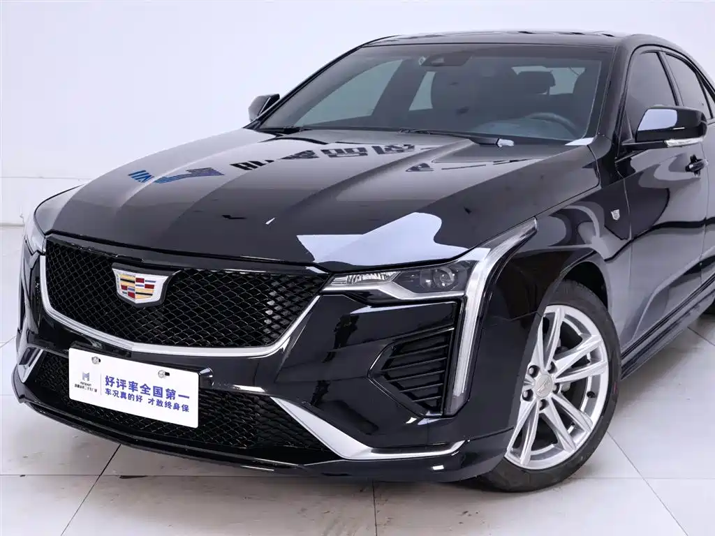 Cadillac CT4 2022 28T