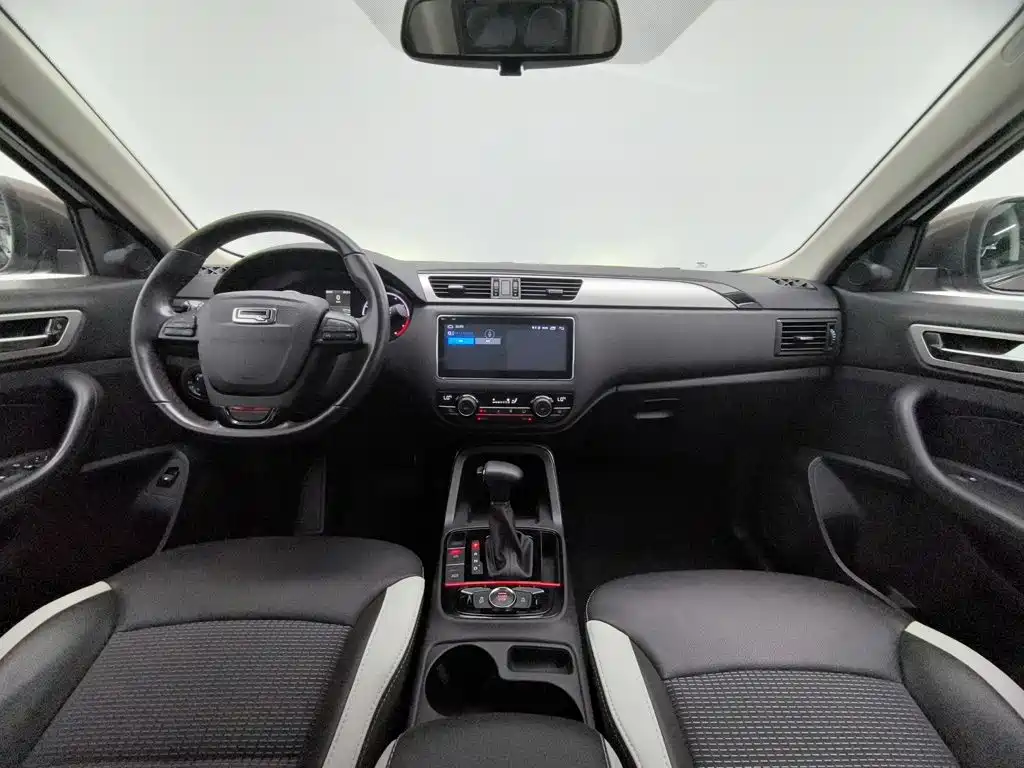 Qoros Qoros 5 — миниатюра 5