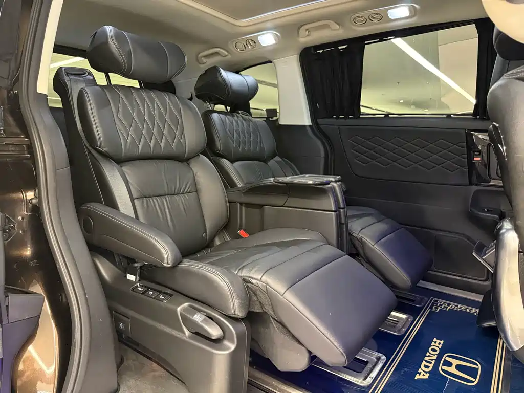 Honda Elysion — миниатюра 18