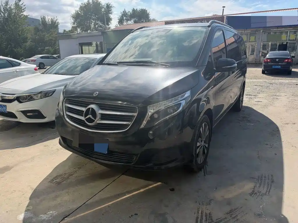 Mercedes-Benz V-Class