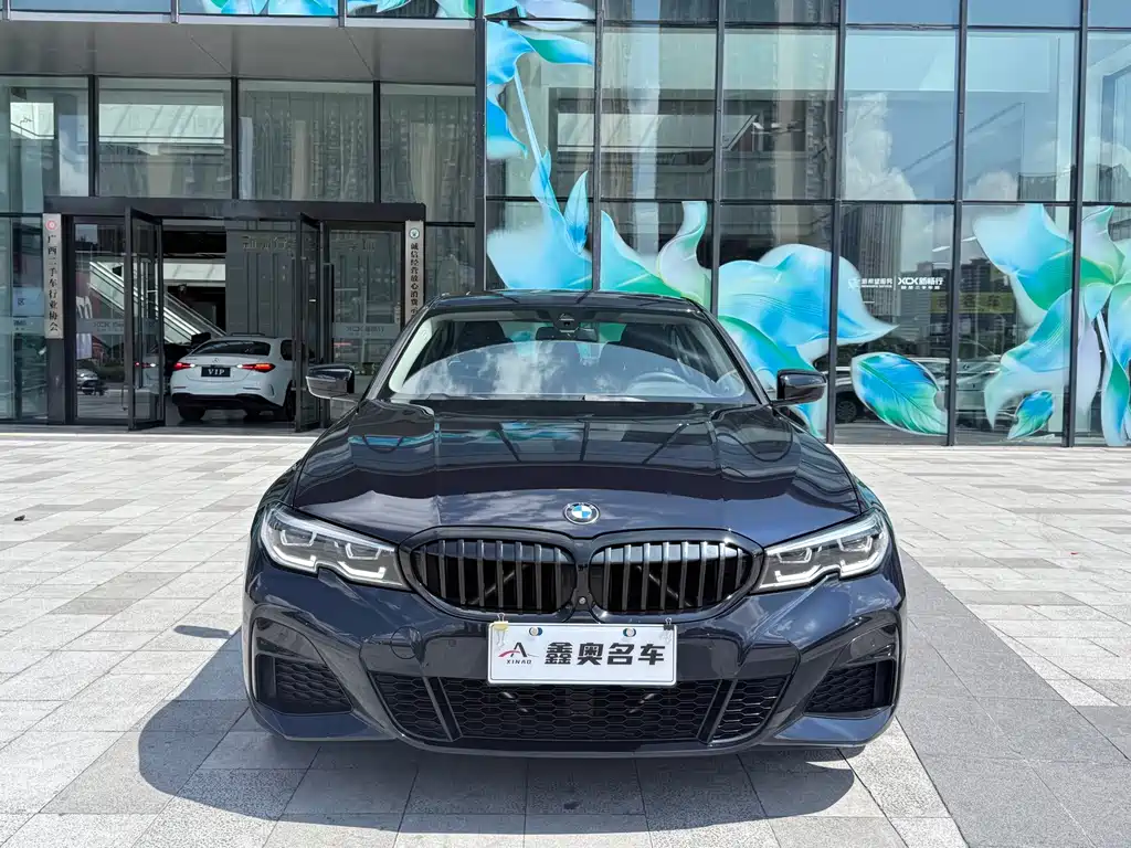 BMW 3 Series — миниатюра 3