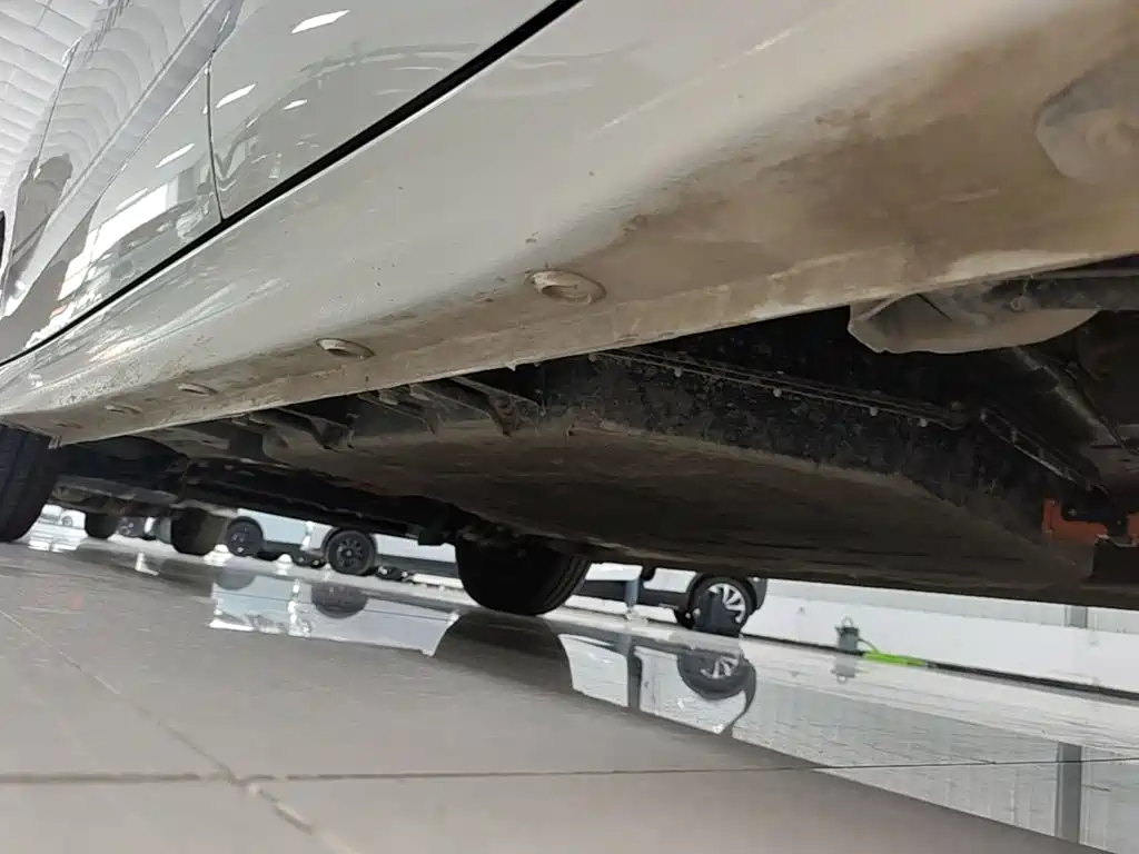 Wuling MINIEV — миниатюра 22