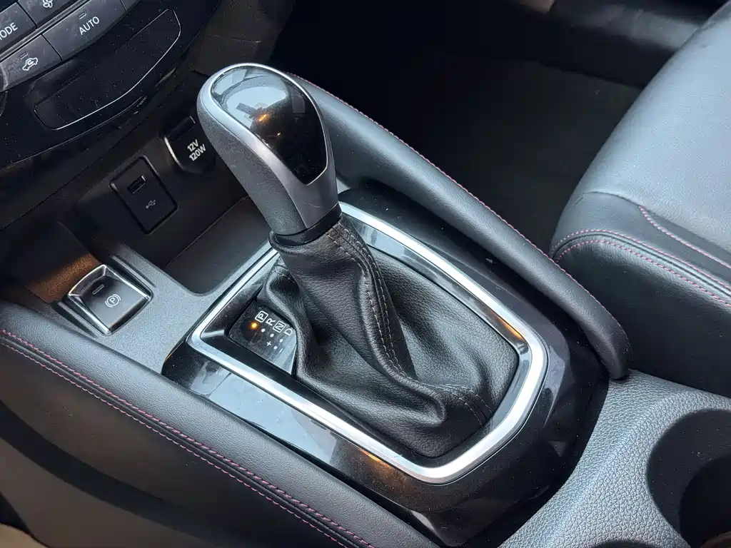 Nissan Qashqai 2023 2.0L CVT XV Comfort