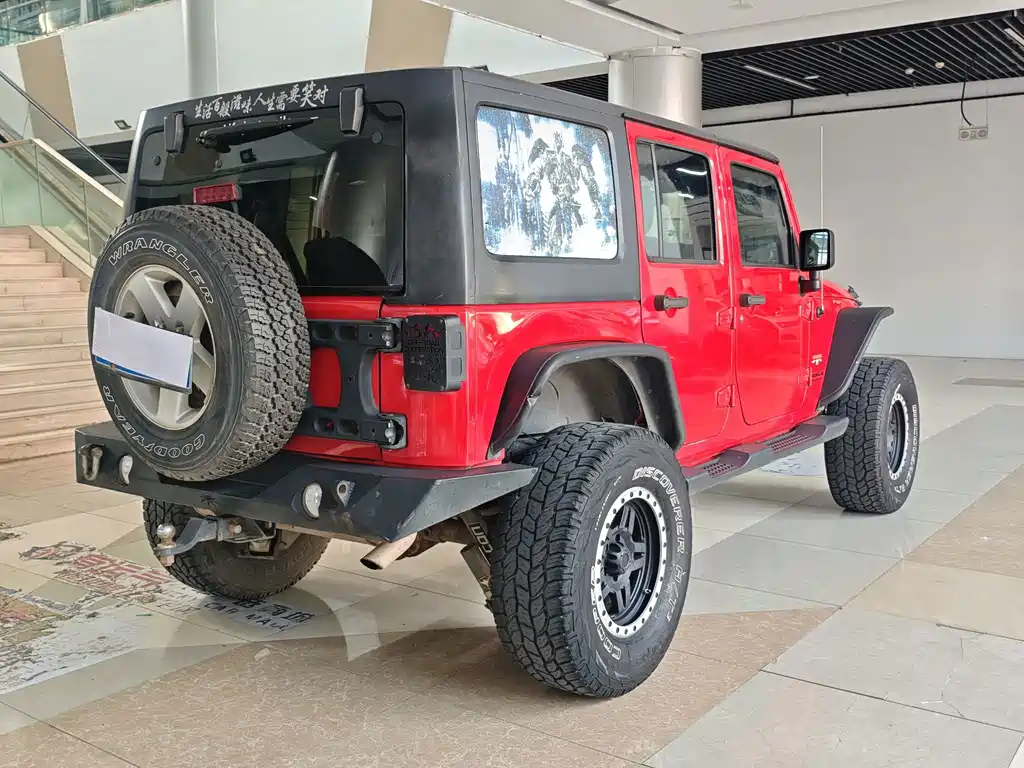 Jeep Wrangler — миниатюра 6