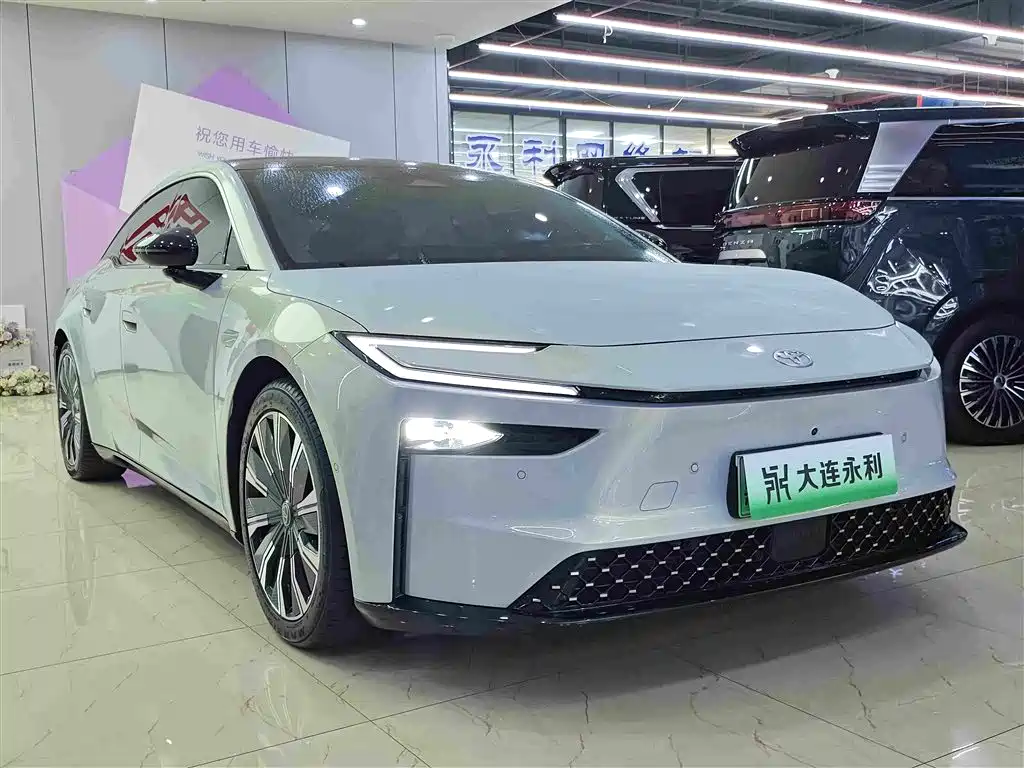 Toyota bZ7 — миниатюра 3