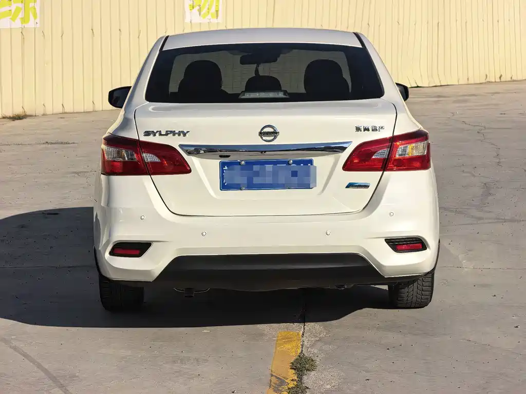 Nissan Sylphy — миниатюра 8