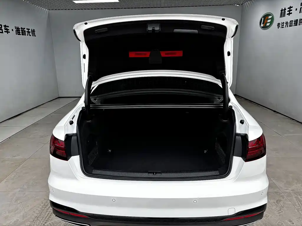 Audi A4L — миниатюра 26