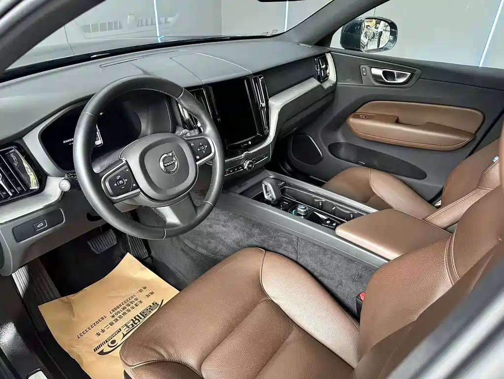 Volvo XC60 — миниатюра 10