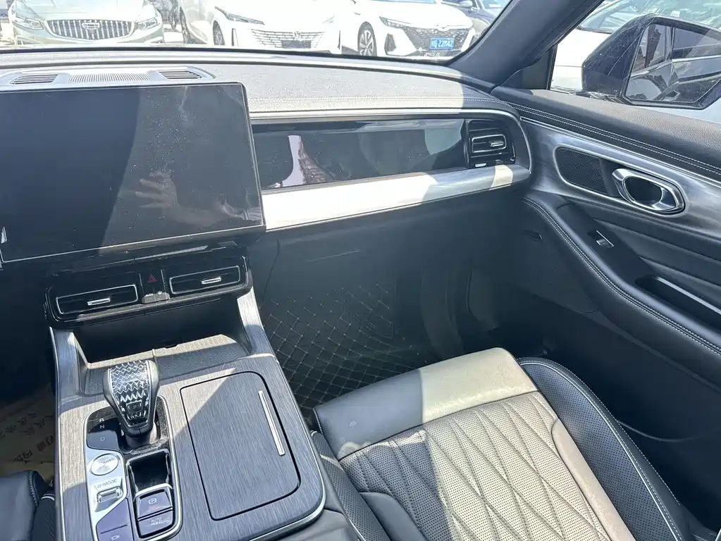 GAC Motor Trumpchi GS8 — миниатюра 12