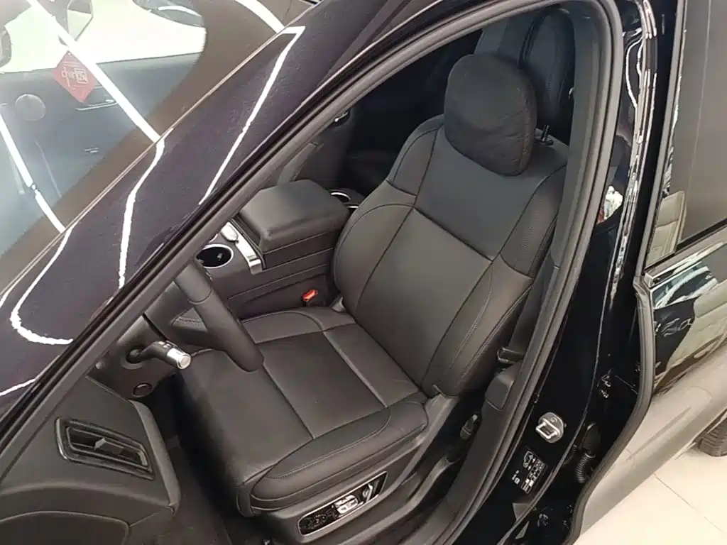 Li Auto Li L8 — миниатюра 15