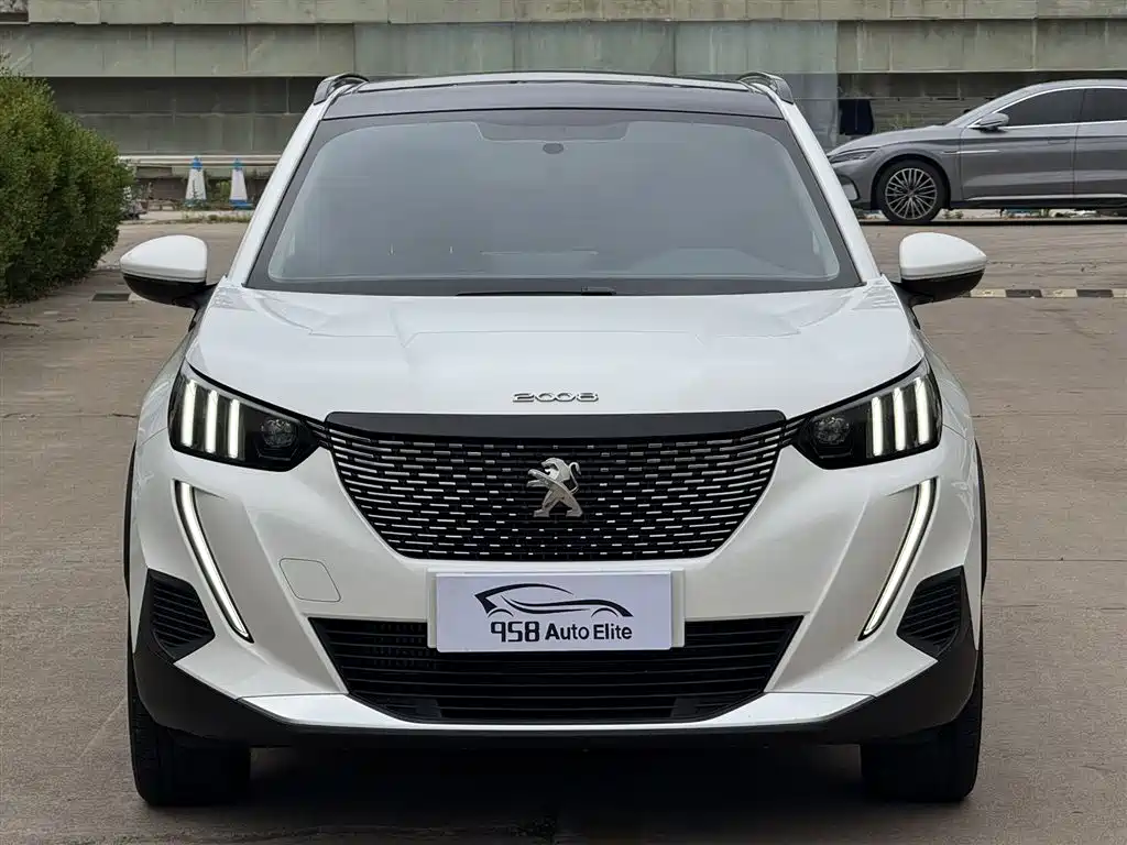 Peugeot 2008 2022 230THP THE ONE