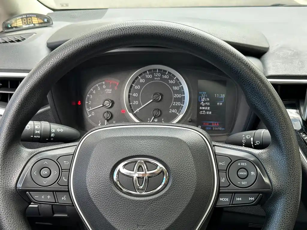 Toyota Corolla — миниатюра 10
