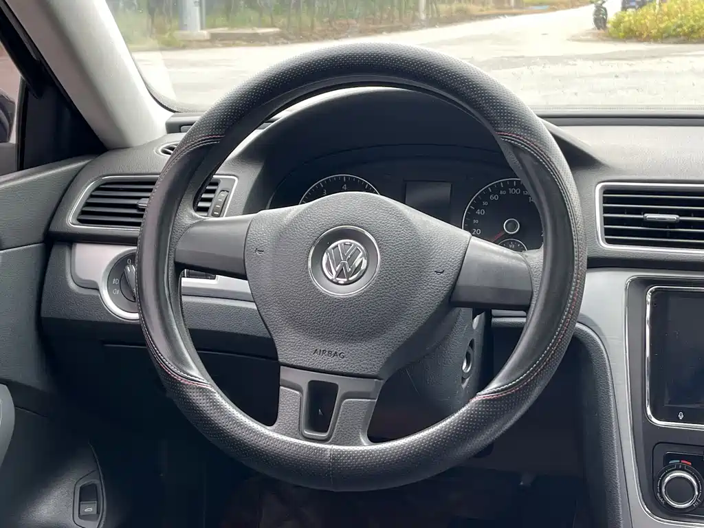 Volkswagen Passat — миниатюра 15