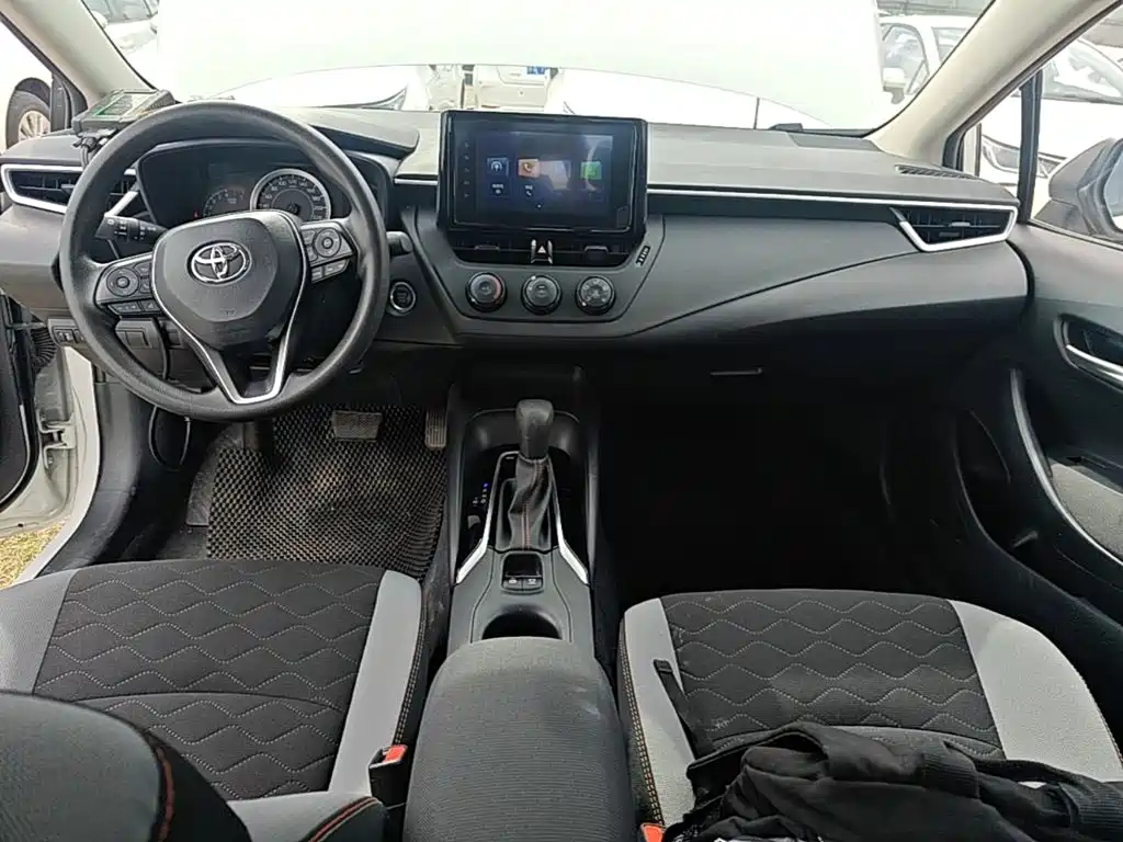 Toyota Corolla — миниатюра 14