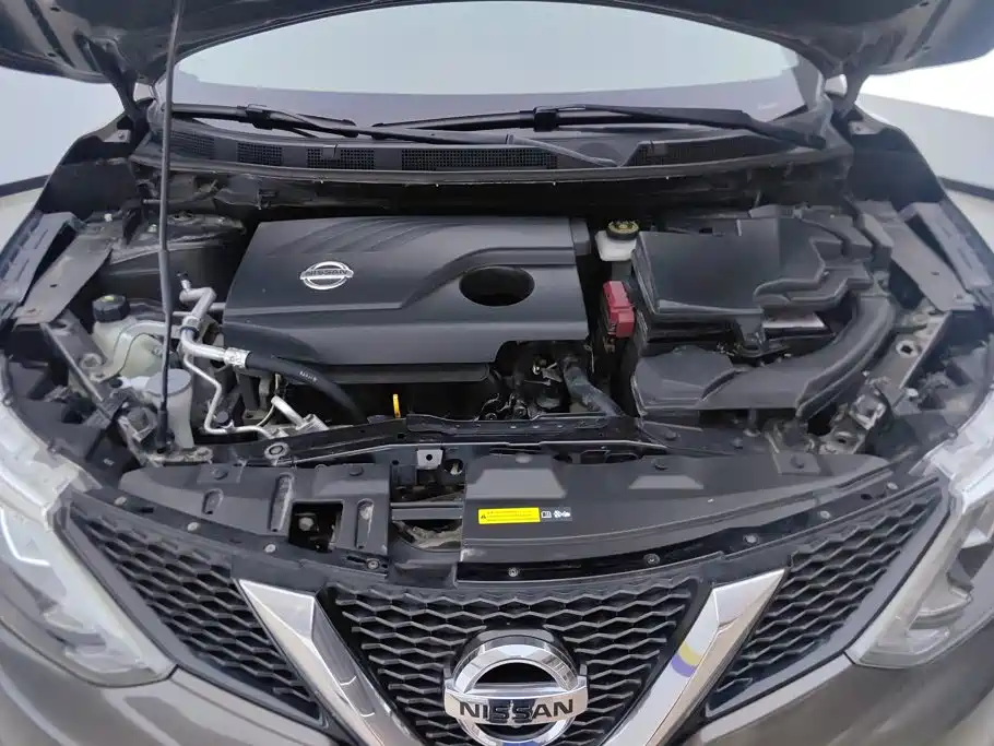 Nissan Qashqai — миниатюра 10