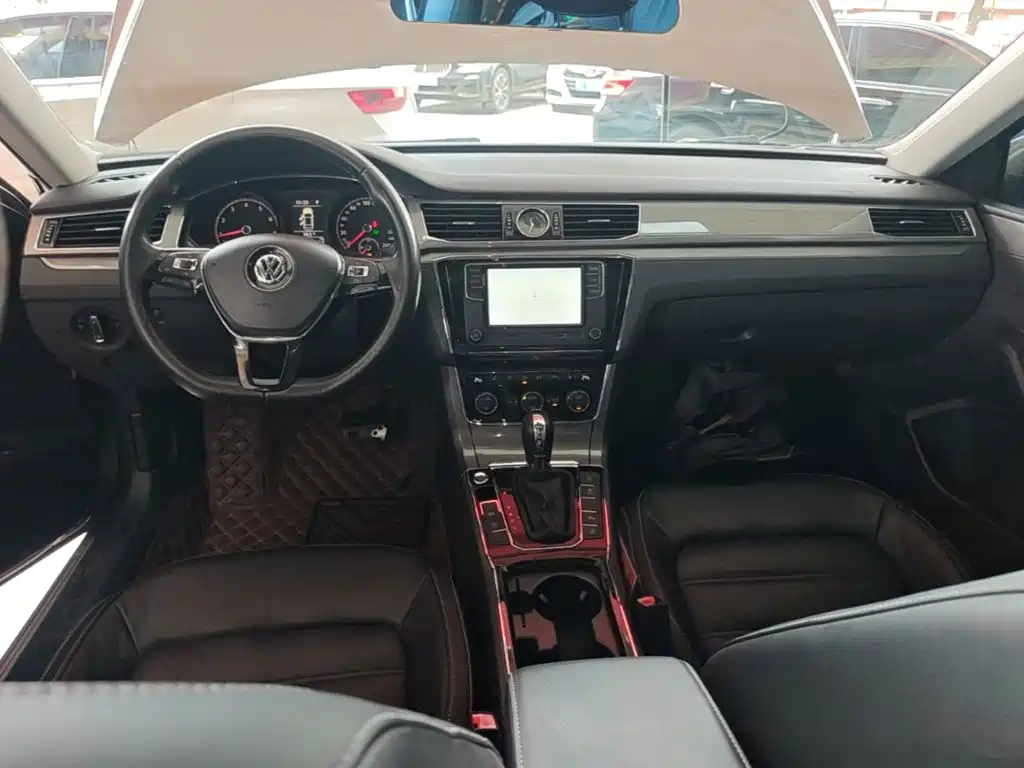 Volkswagen Passat — миниатюра 10