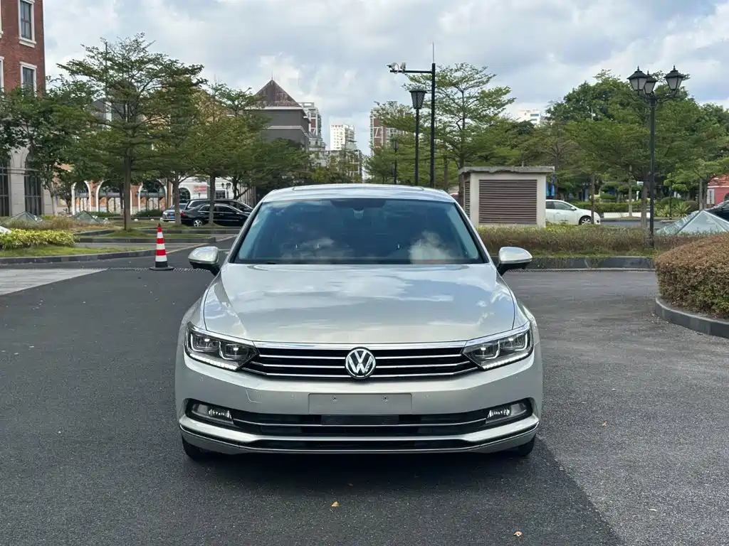 Volkswagen Magotan