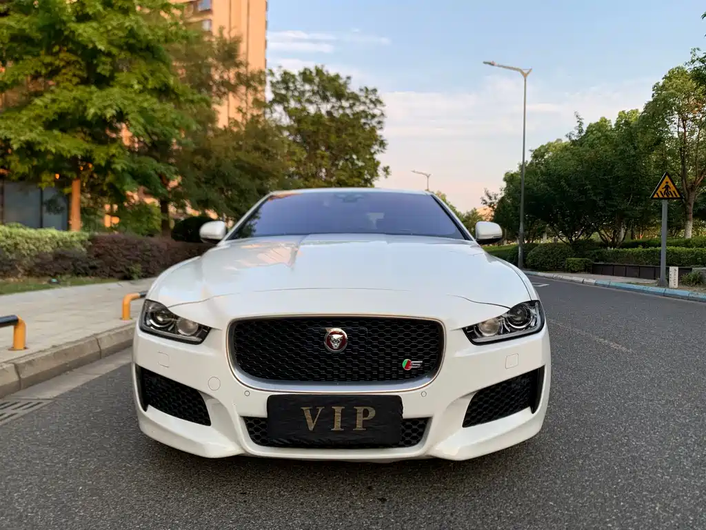 Jaguar XE 2017 3.0 SC 340PS S