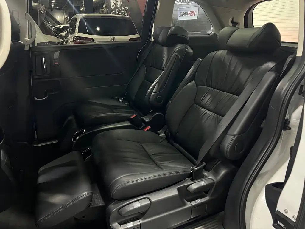 Honda Odyssey — миниатюра 5