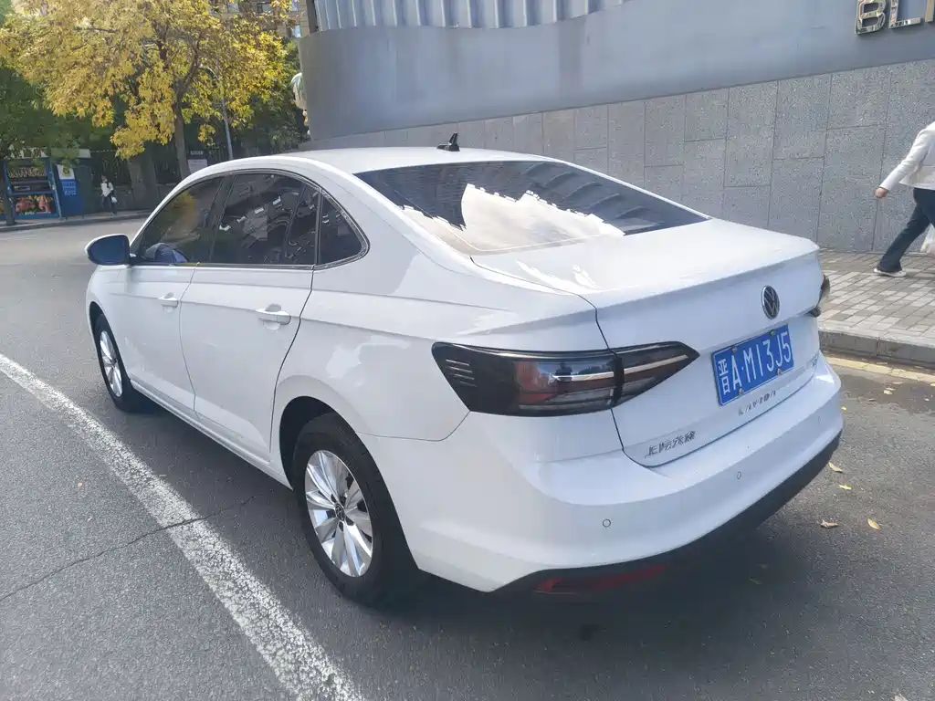 Volkswagen Lavida — миниатюра 6