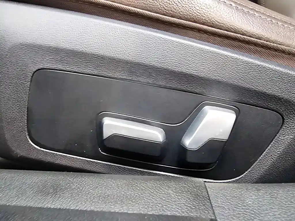 BMW 3 Series — миниатюра 26