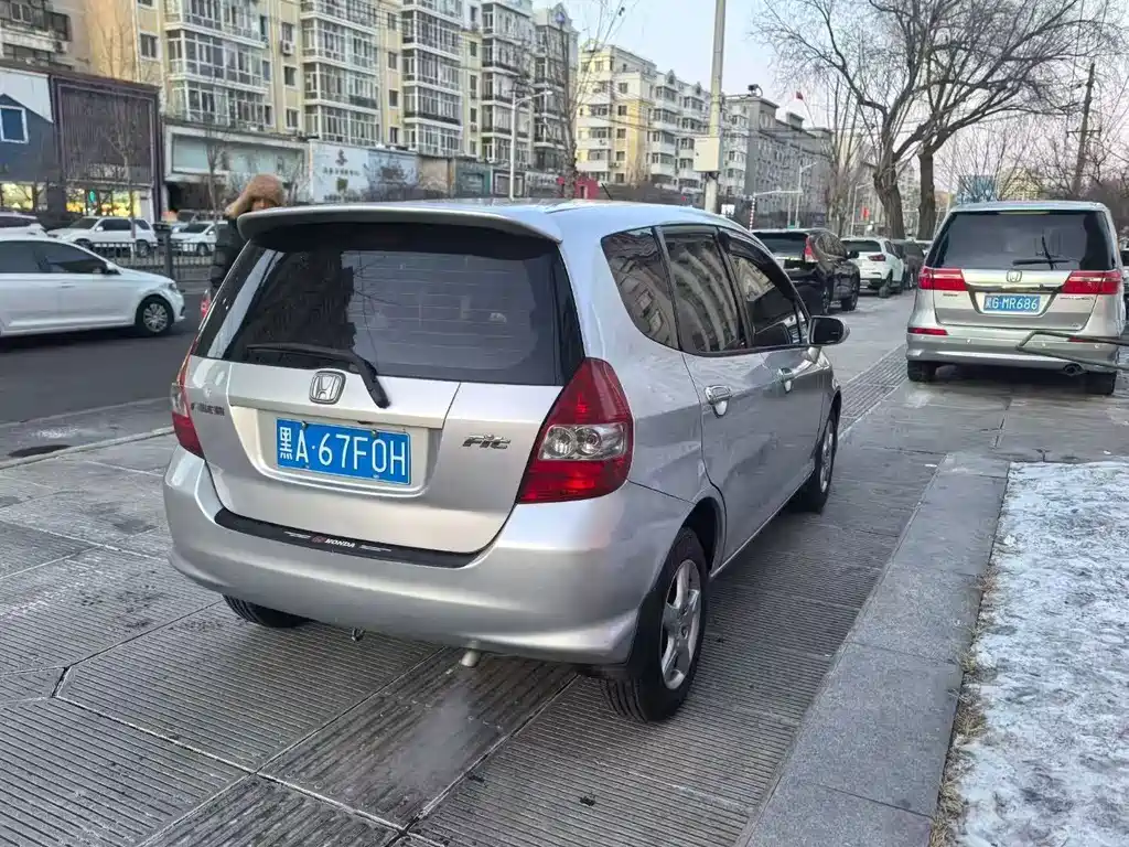 Honda Fit 2007 1.5L CVT Comfort
