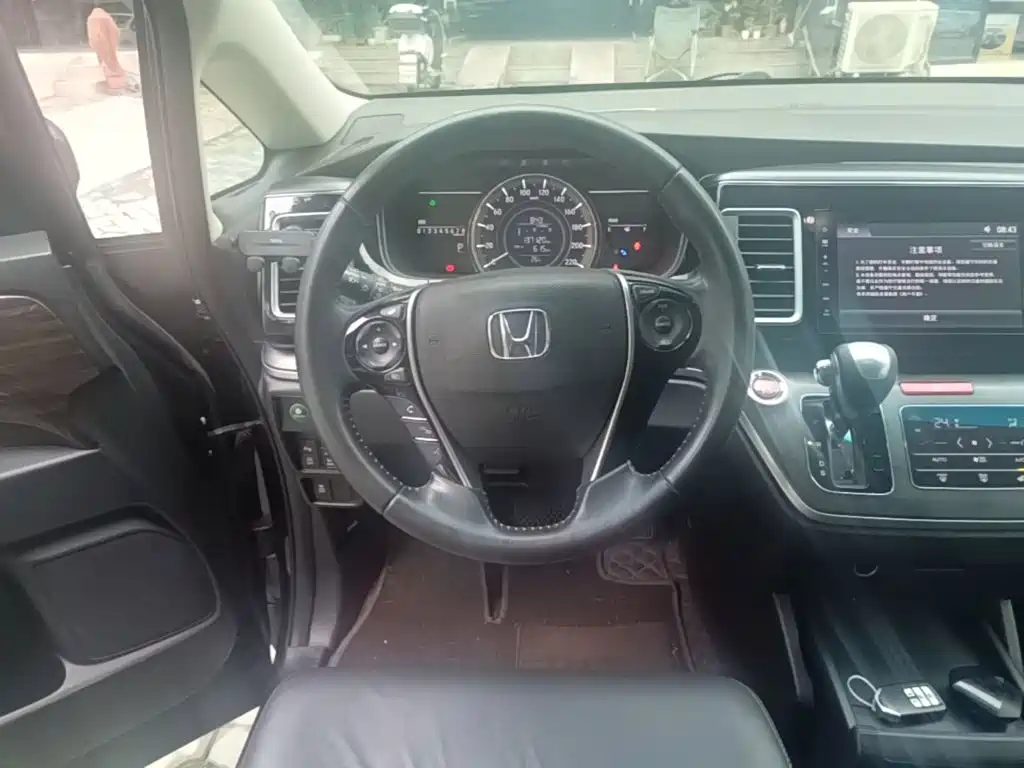 Honda Elysion — миниатюра 11