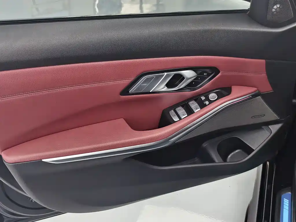 BMW 3 Series — миниатюра 5