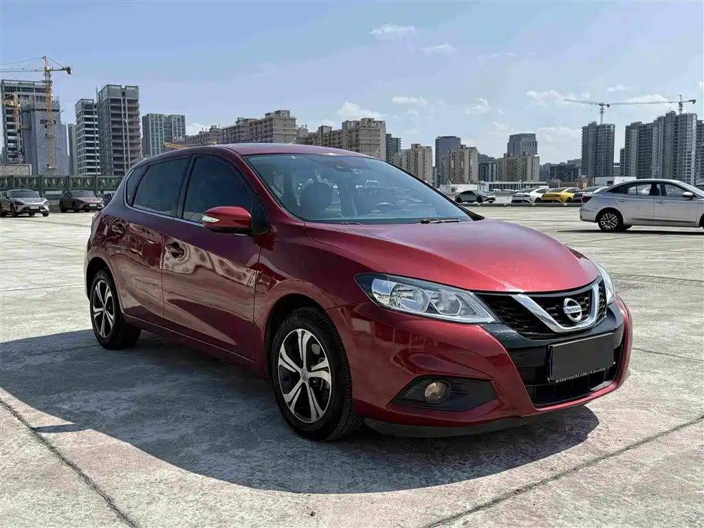 Nissan Tiida — миниатюра 6
