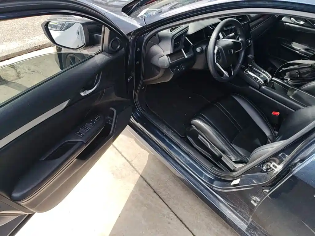 Honda Civic — миниатюра 16