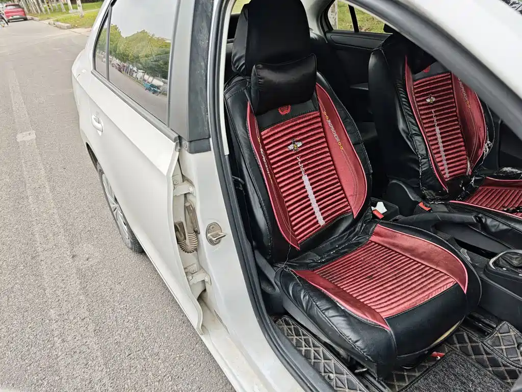 Volkswagen Santana — миниатюра 25