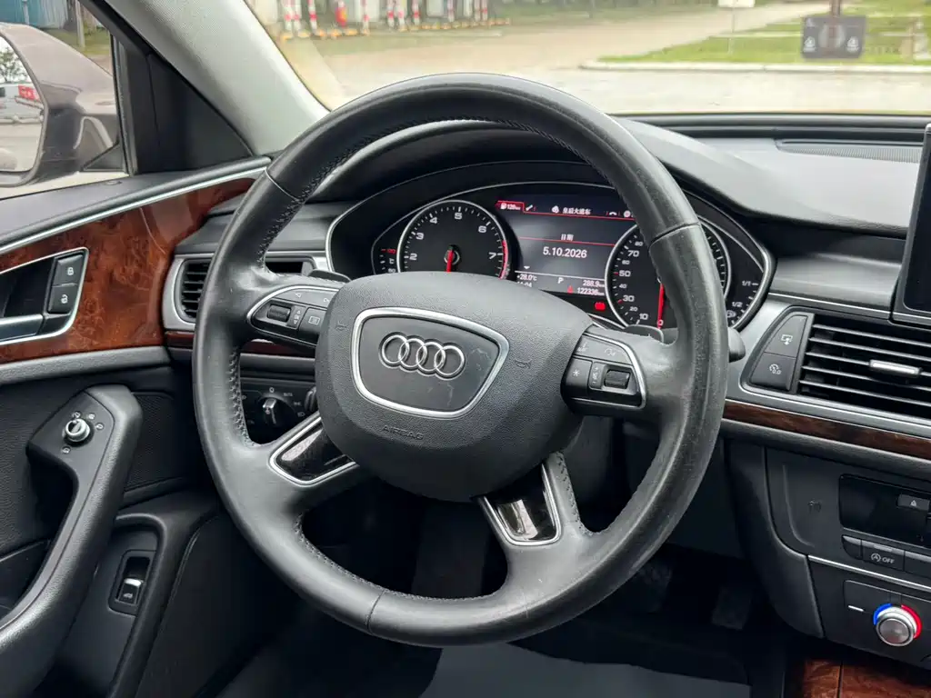 Audi A6L — миниатюра 14
