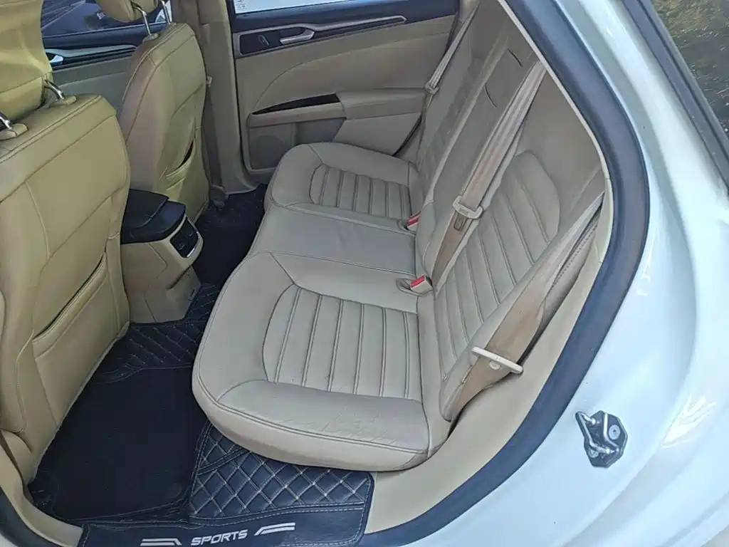 Ford Mondeo — миниатюра 17
