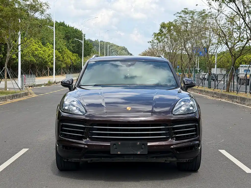 Porsche Cayenne — миниатюра 2
