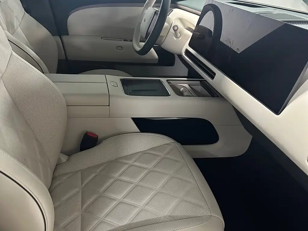 Li Auto Li L9 — миниатюра 4