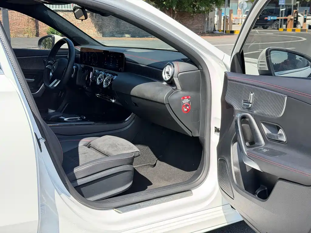 Mercedes-Benz A-Class — миниатюра 15