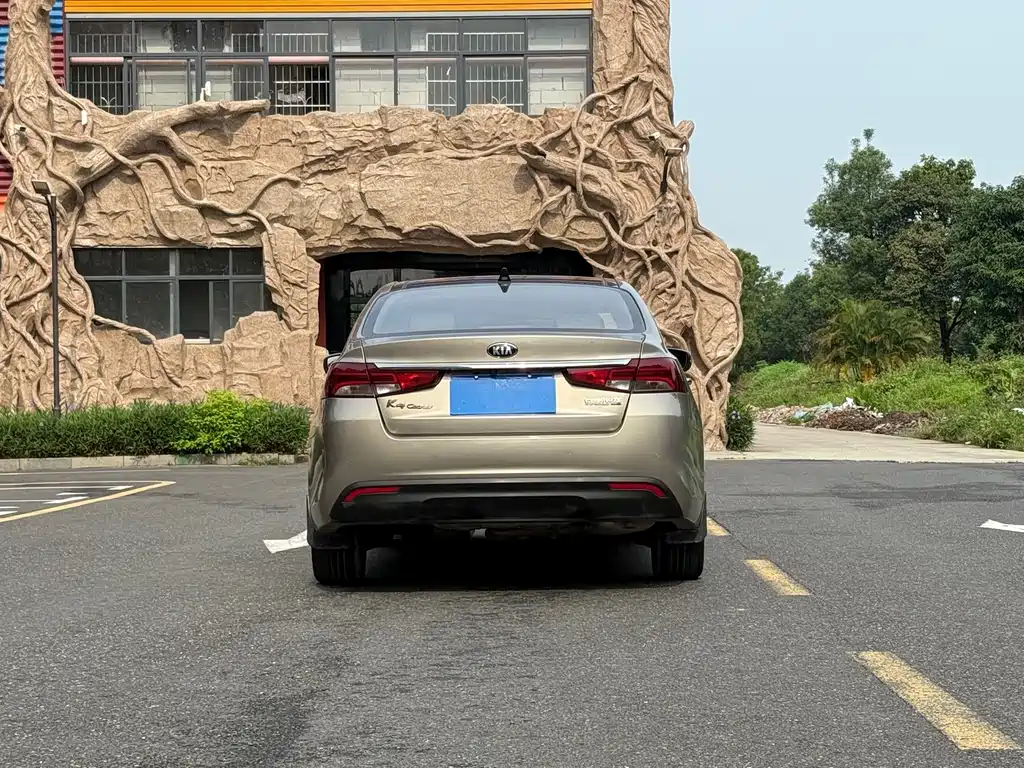 Kia K4 — миниатюра 4