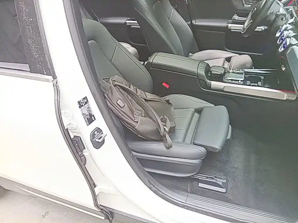 Mercedes-Benz EQB — миниатюра 25