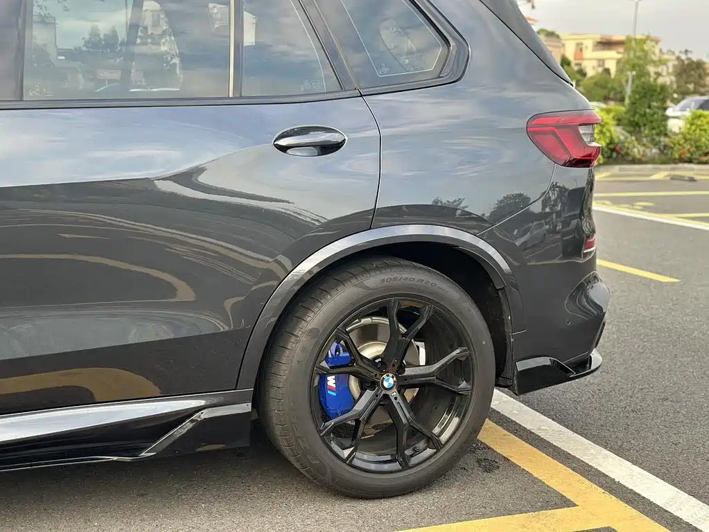 BMW X5 (Import) — миниатюра 11