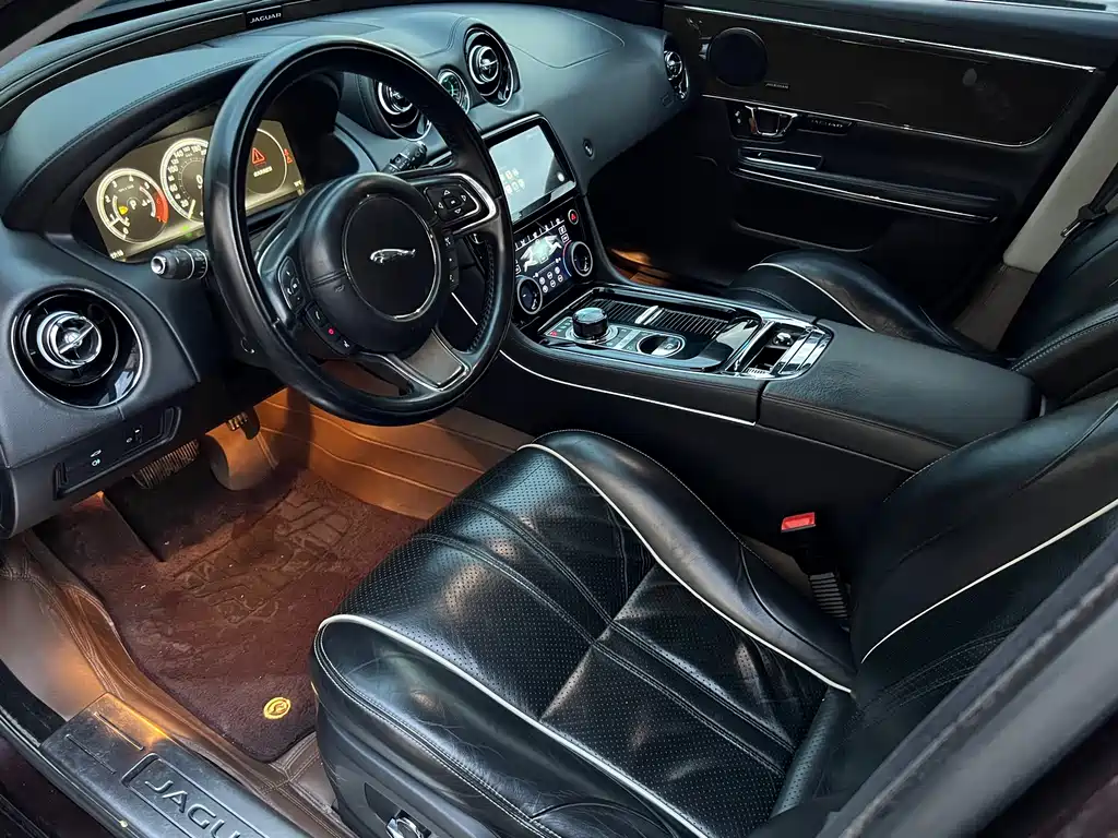 Jaguar XJ — миниатюра 9