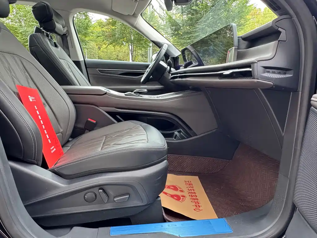 Ford Edge — миниатюра 22