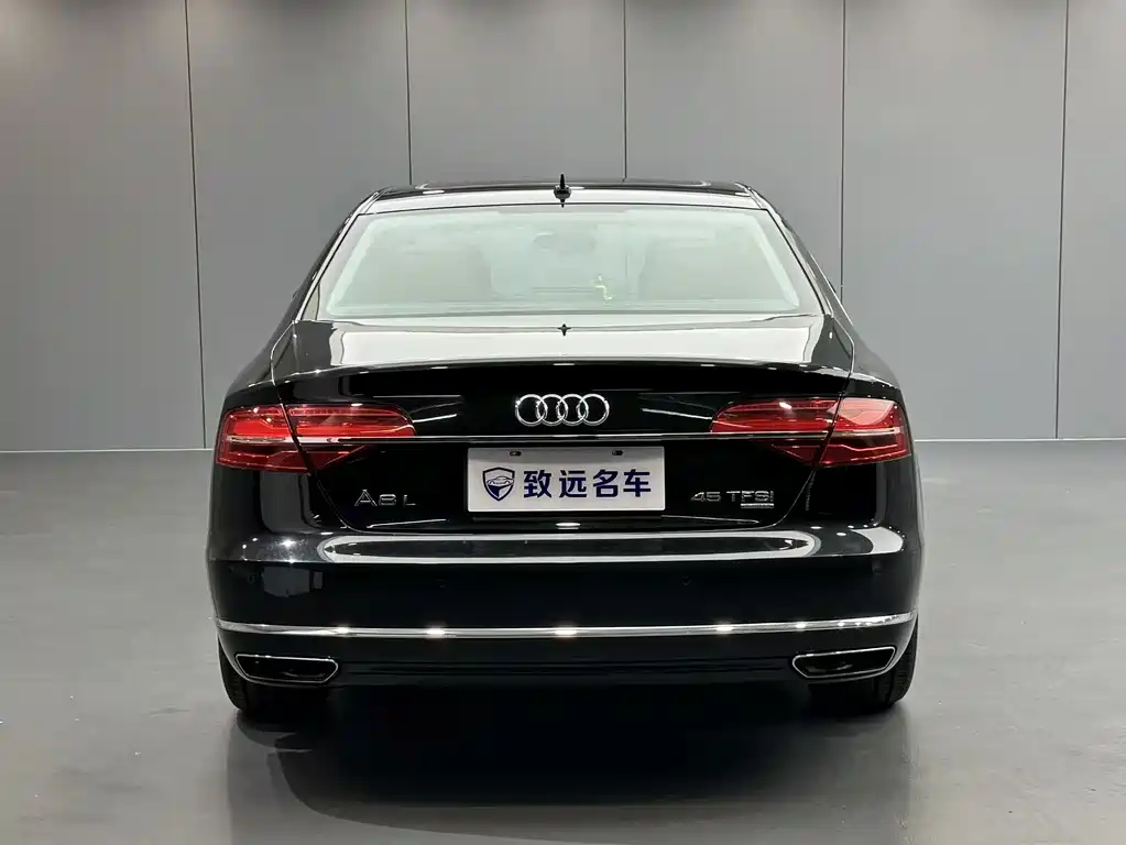 Audi A8 — миниатюра 4