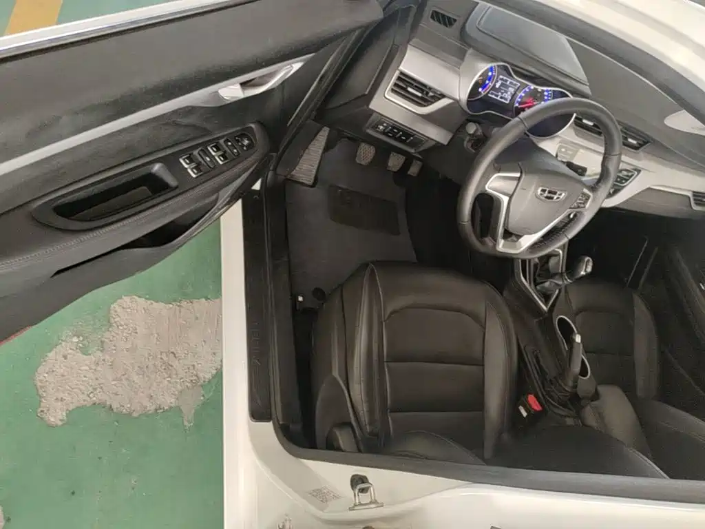 Geely Vision — миниатюра 16