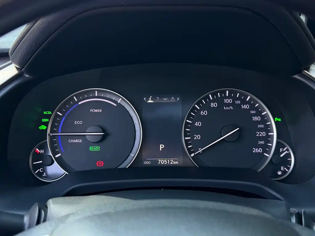Lexus RX — миниатюра 13