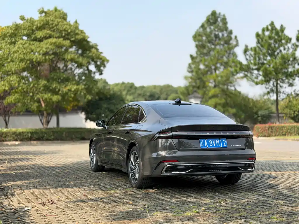 Lincoln Z — миниатюра 7