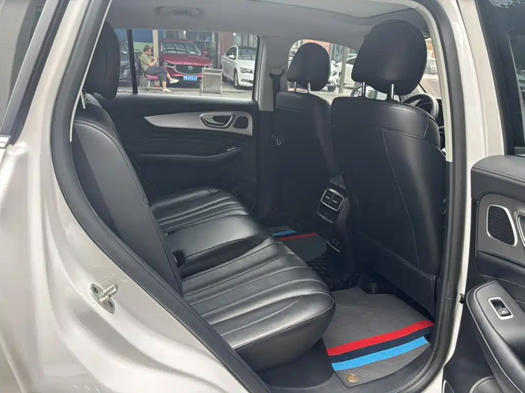 Roewe RX5 MAX — миниатюра 25
