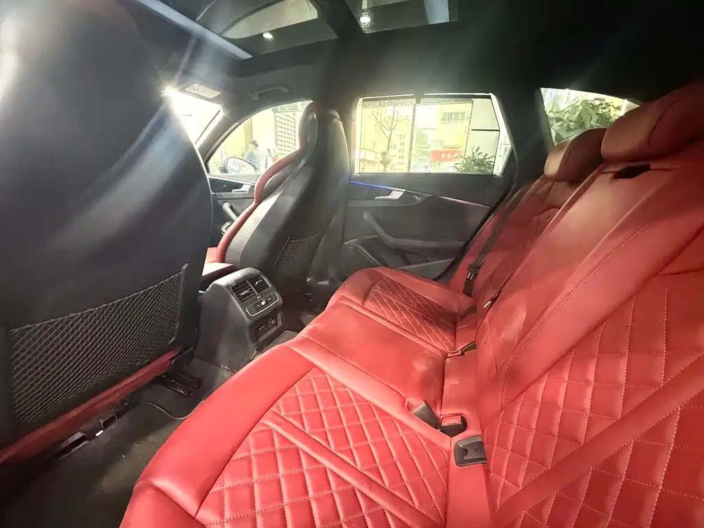 Audi S4 — миниатюра 7