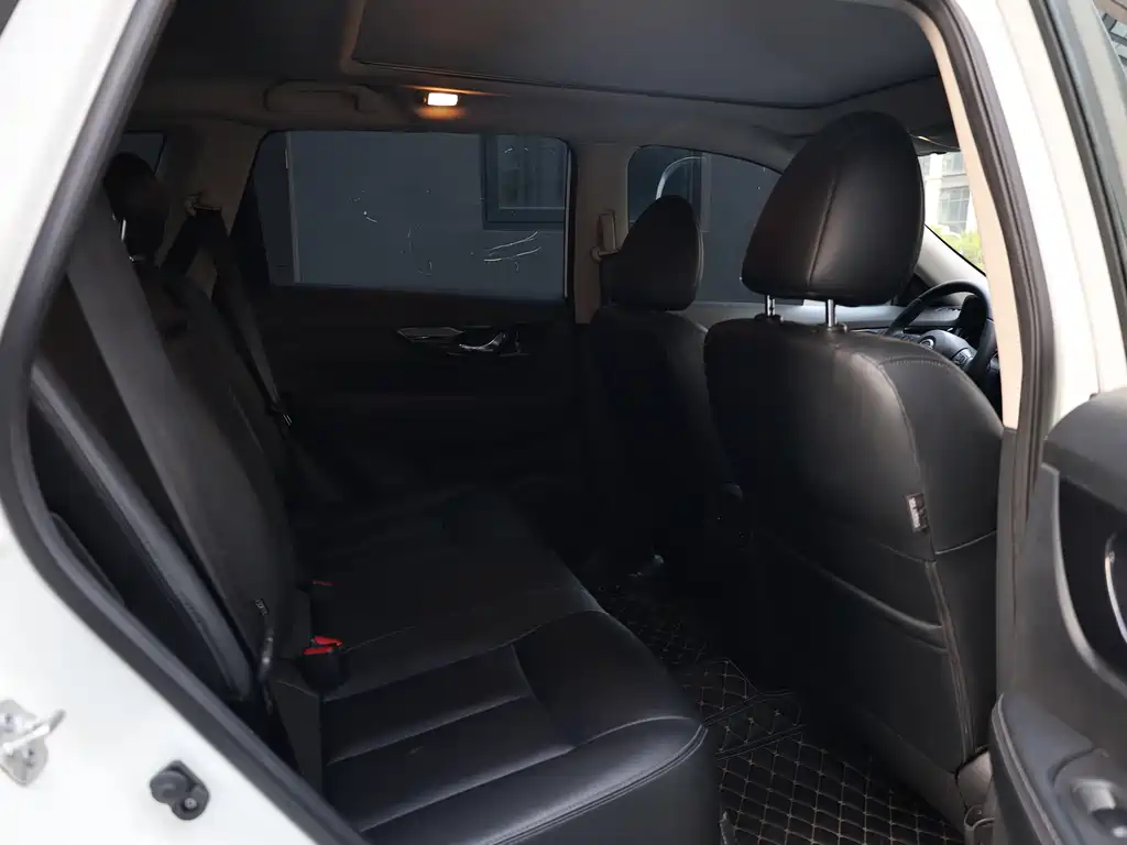 Nissan X-Trail — миниатюра 11