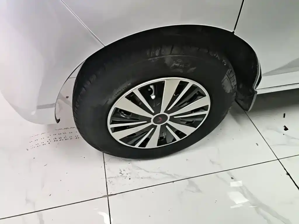 Wuling Rongguang S — миниатюра 23